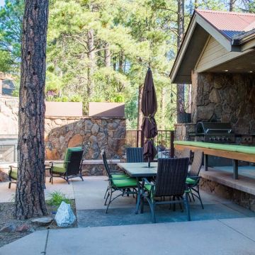 outside-living-inouye-01